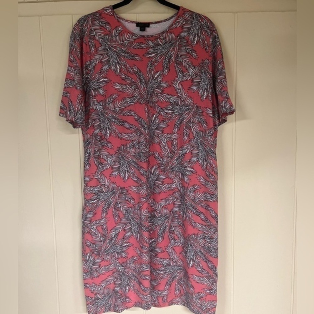 J.Jill loose fitting pink and white palm leaf midi dress